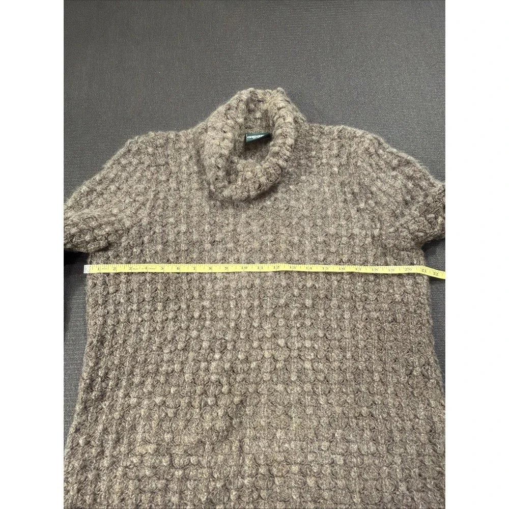 Geiger Sweater Womens Medium/Large Size 38 Brown Ribbed Turtleneck 100%‎ Wool